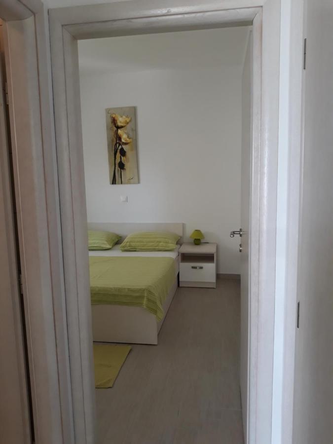 Apartment With Free And Private Parking Makarska Ngoại thất bức ảnh