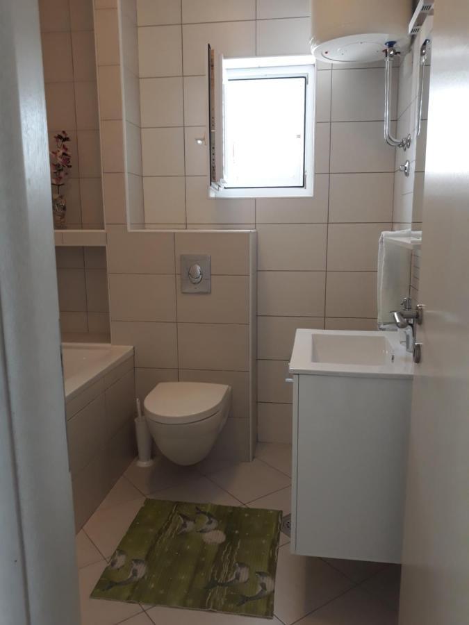 Apartment With Free And Private Parking Makarska Ngoại thất bức ảnh