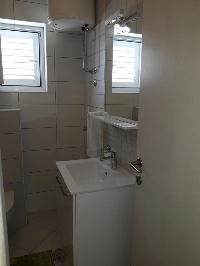 Apartment With Free And Private Parking Makarska Ngoại thất bức ảnh