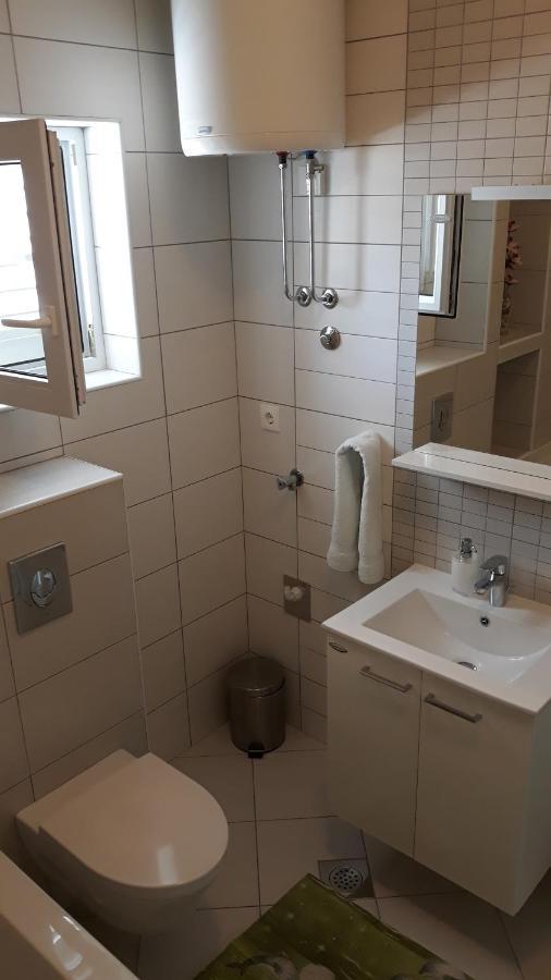 Apartment With Free And Private Parking Makarska Ngoại thất bức ảnh