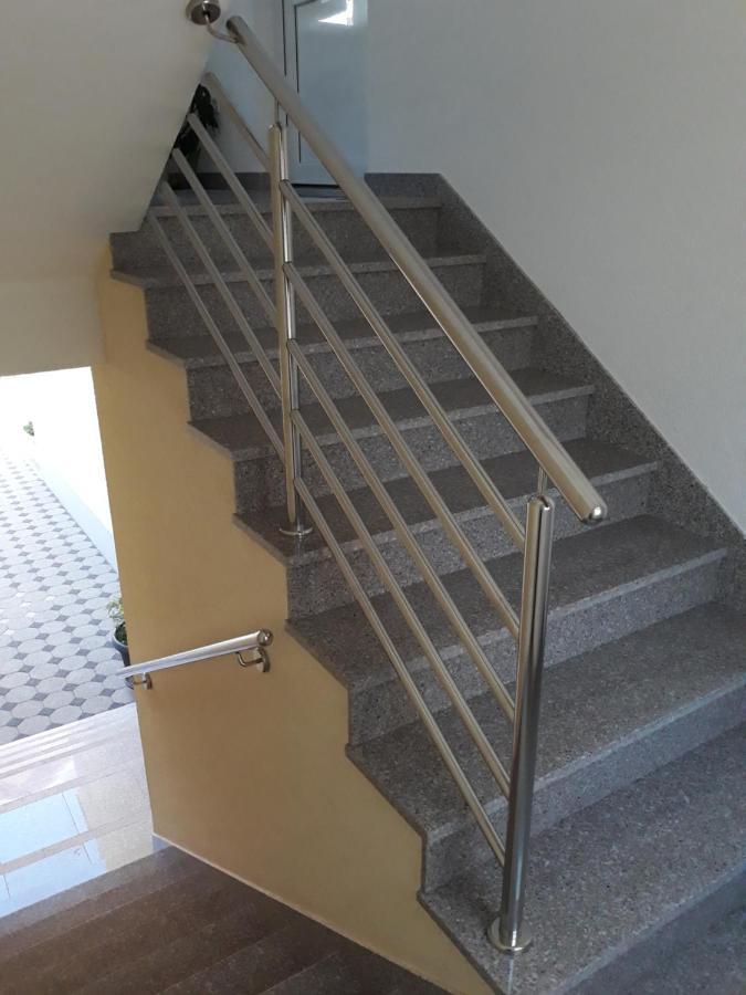 Apartment With Free And Private Parking Makarska Ngoại thất bức ảnh