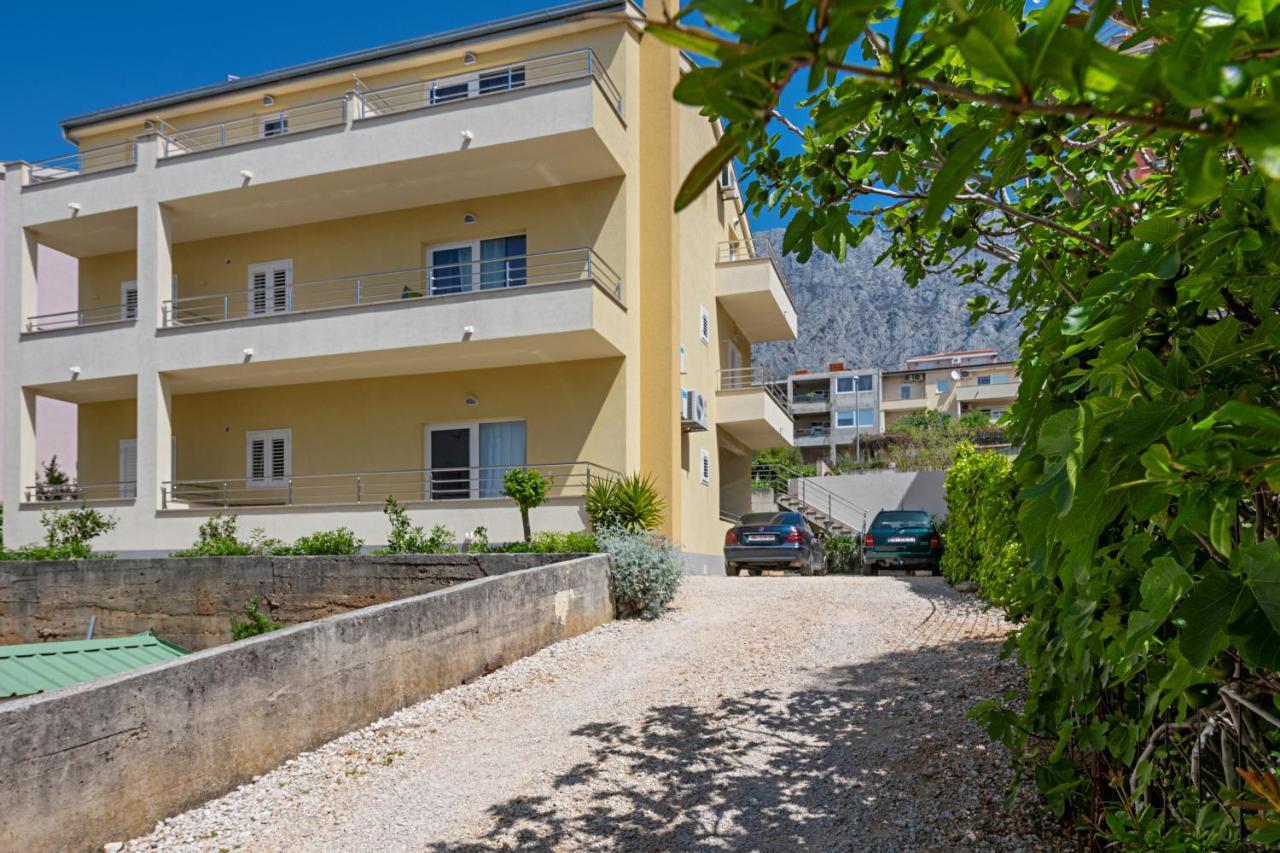 Apartment With Free And Private Parking Makarska Ngoại thất bức ảnh